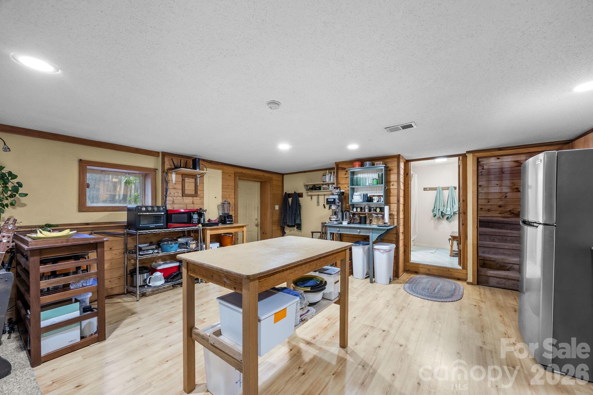 75 Red Oak Lane Waynesville NC 28786
