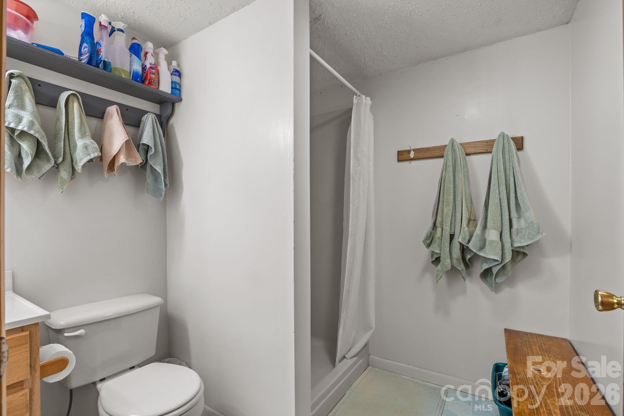75 Red Oak Lane Waynesville NC 28786