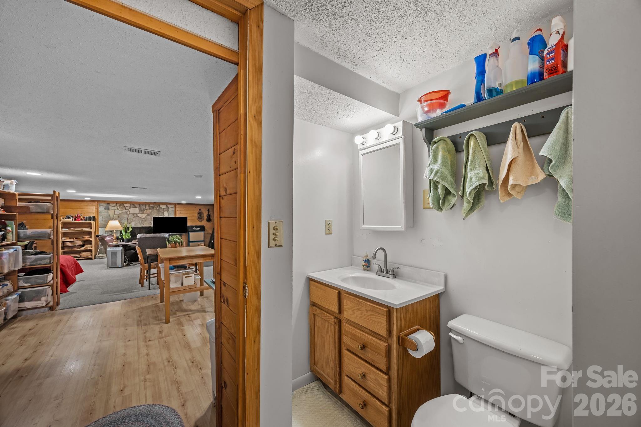 75 Red Oak Lane Waynesville NC 28786