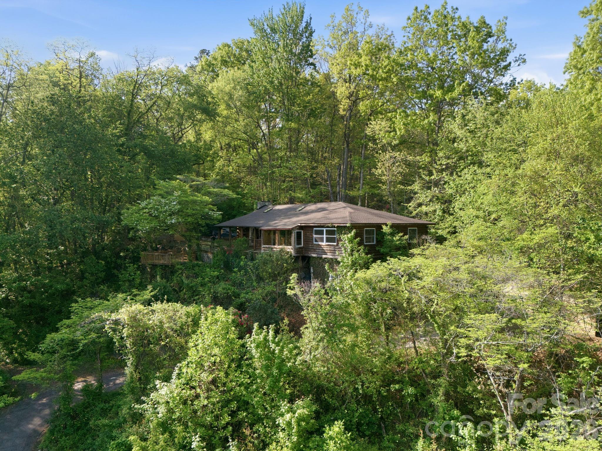 75 Red Oak Lane Waynesville NC 28786