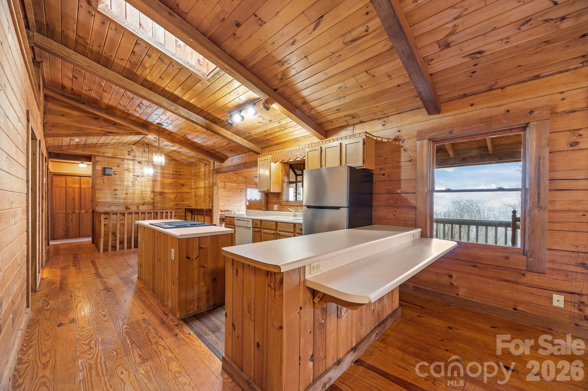 75 Red Oak Lane Waynesville NC 28786