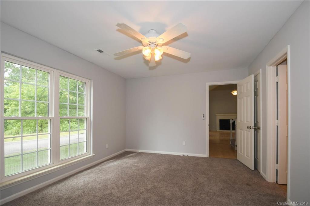 7433 Ginger Spice Lane Charlotte NC 28227