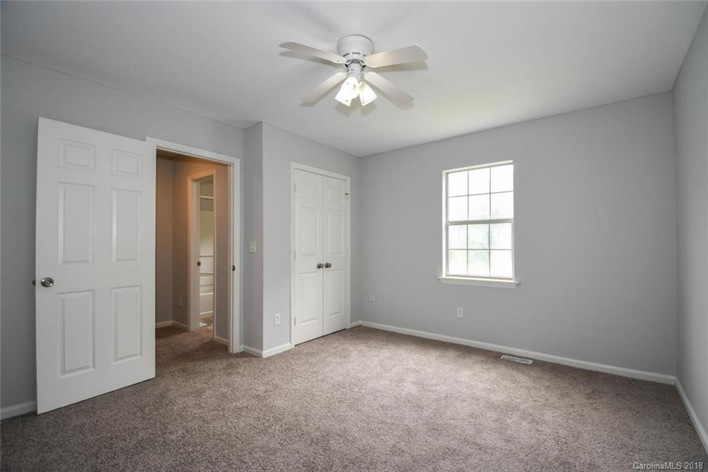 7433 Ginger Spice Lane Charlotte NC 28227