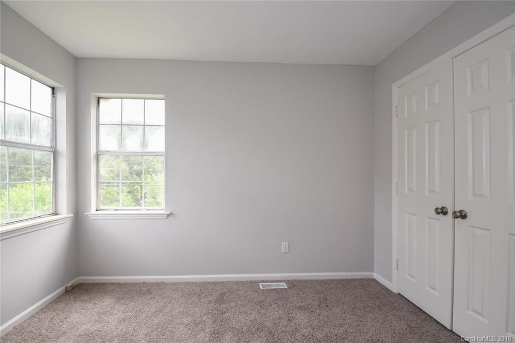 7433 Ginger Spice Lane Charlotte NC 28227
