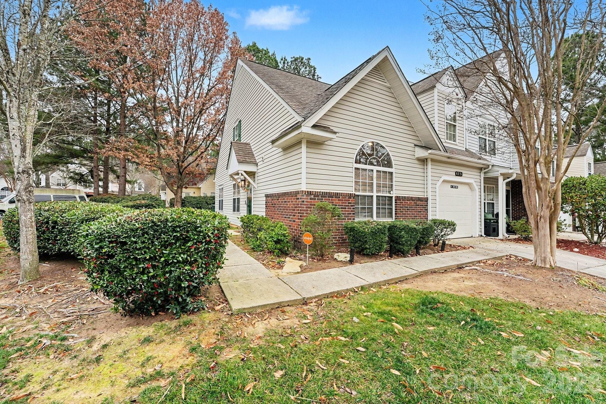 8331 Christmas Court Charlotte NC 28216