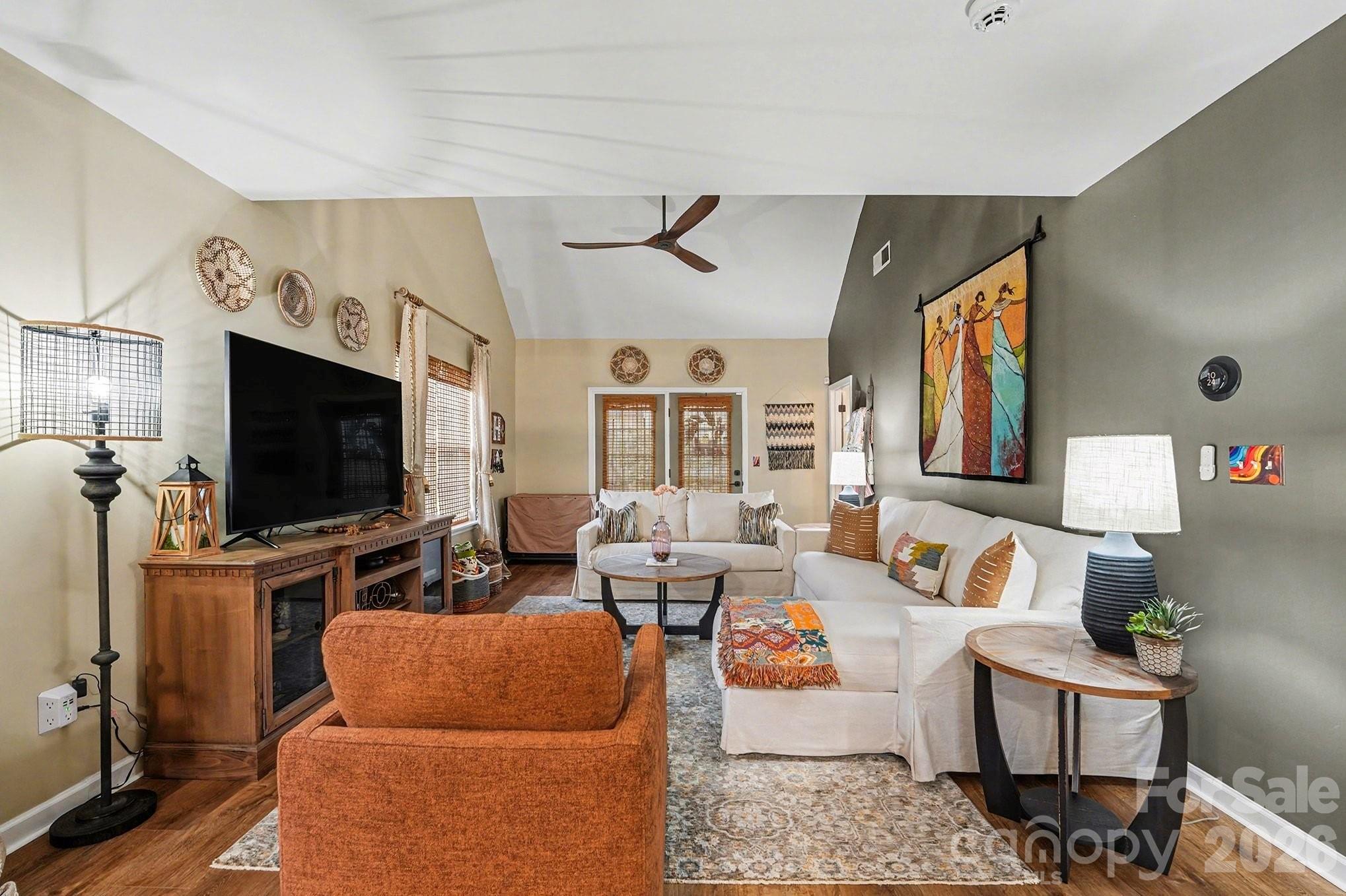 8331 Christmas Court Charlotte NC 28216
