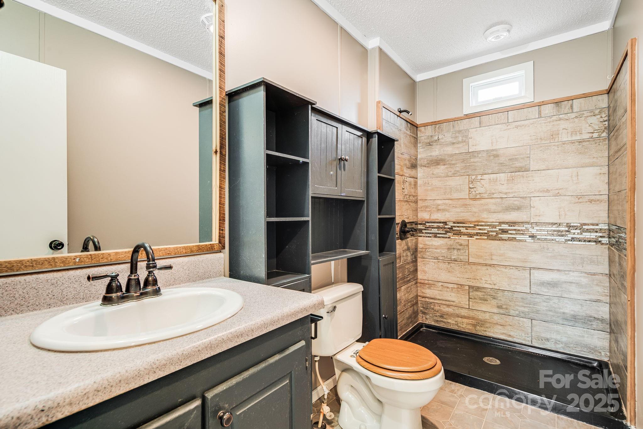 15 Cyrus Lane Weaverville NC 28787