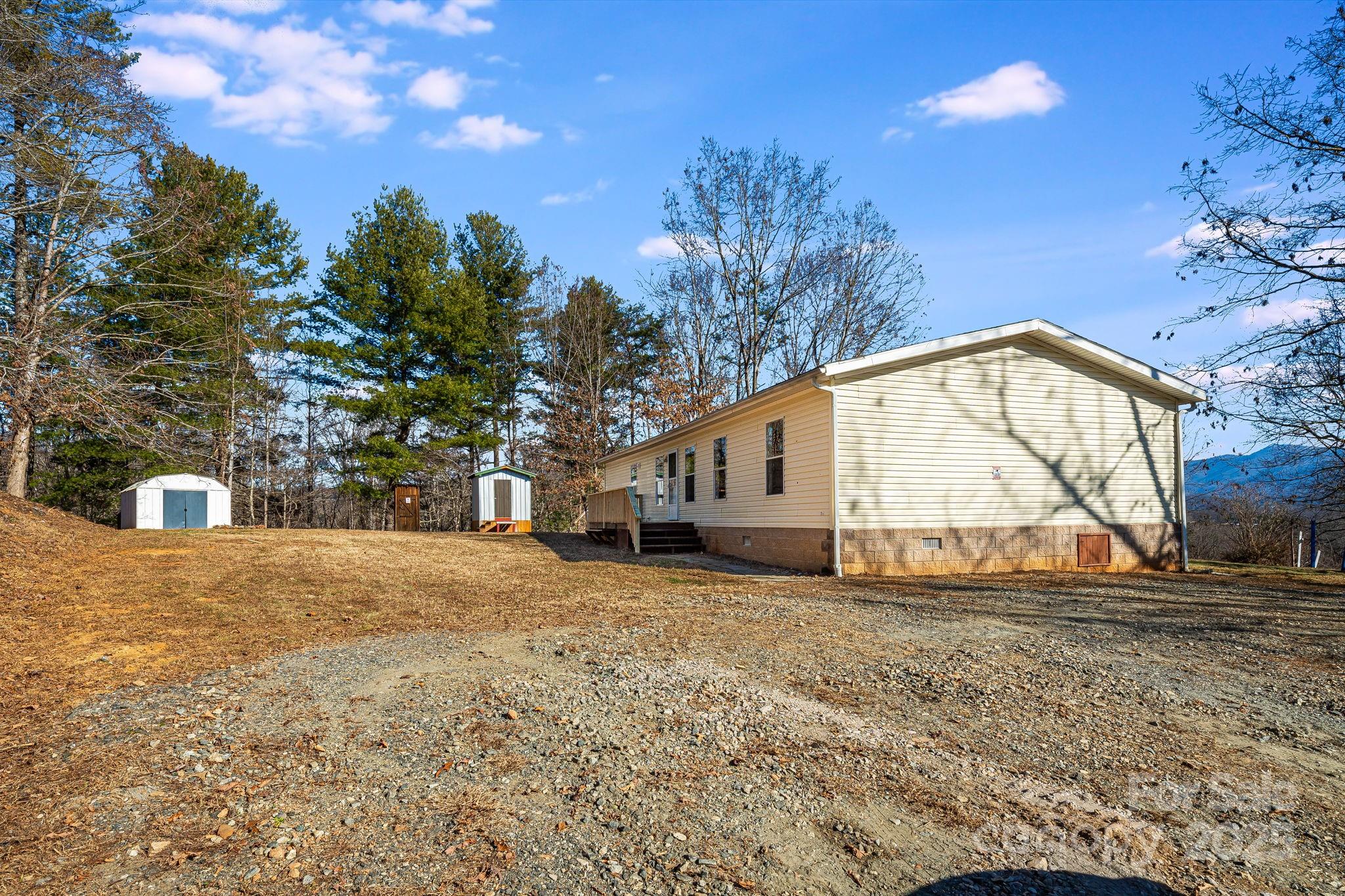 15 Cyrus Lane Weaverville NC 28787