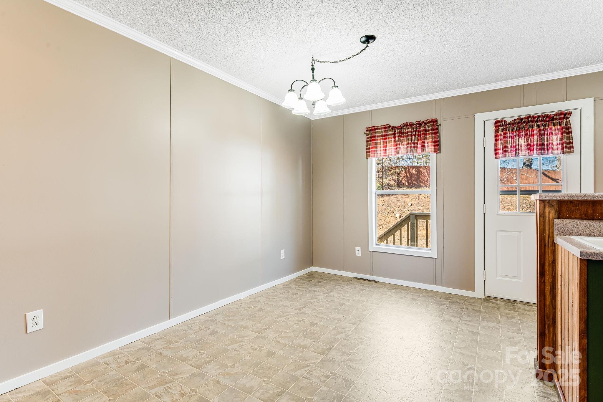 15 Cyrus Lane Weaverville NC 28787