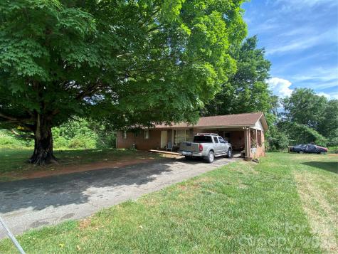 2071 Colonial Lane Hickory NC 28601