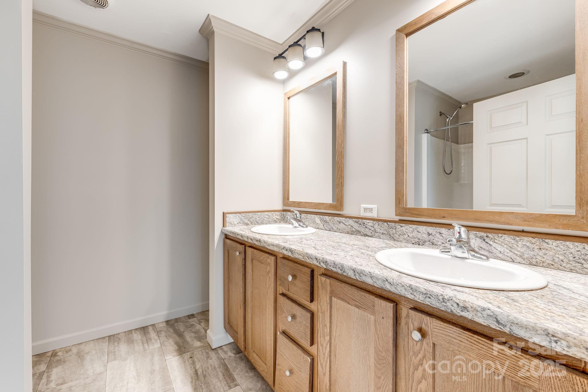 6 Deaver Park Circle Asheville NC 28806