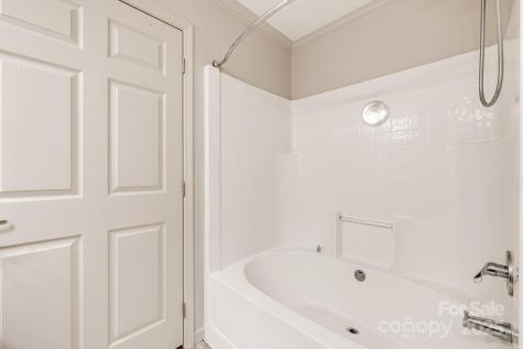 6 Deaver Park Circle Asheville NC 28806