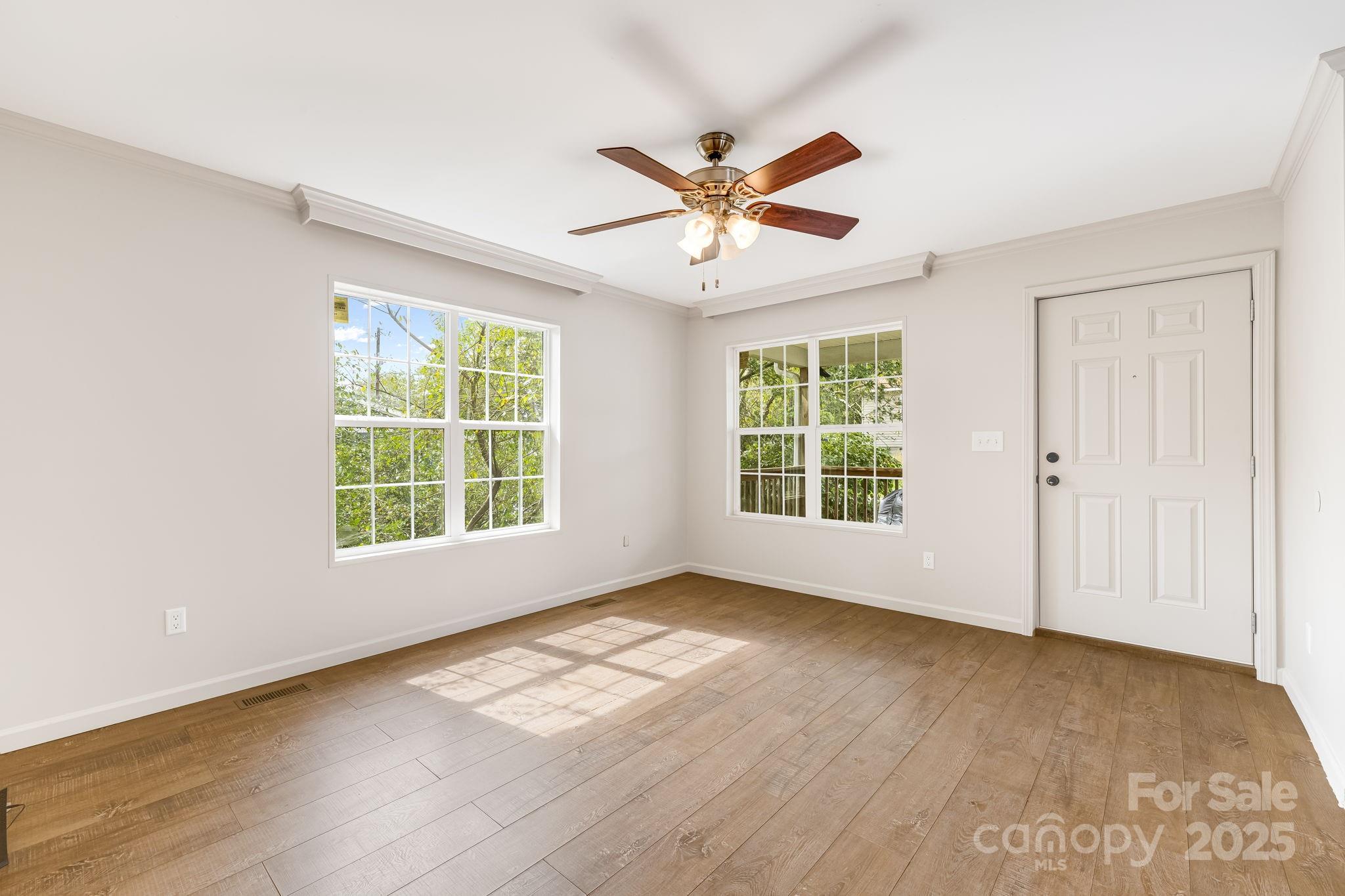 6 Deaver Park Circle Asheville NC 28806