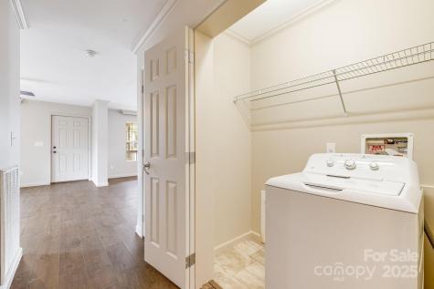 6 Deaver Park Circle Asheville NC 28806