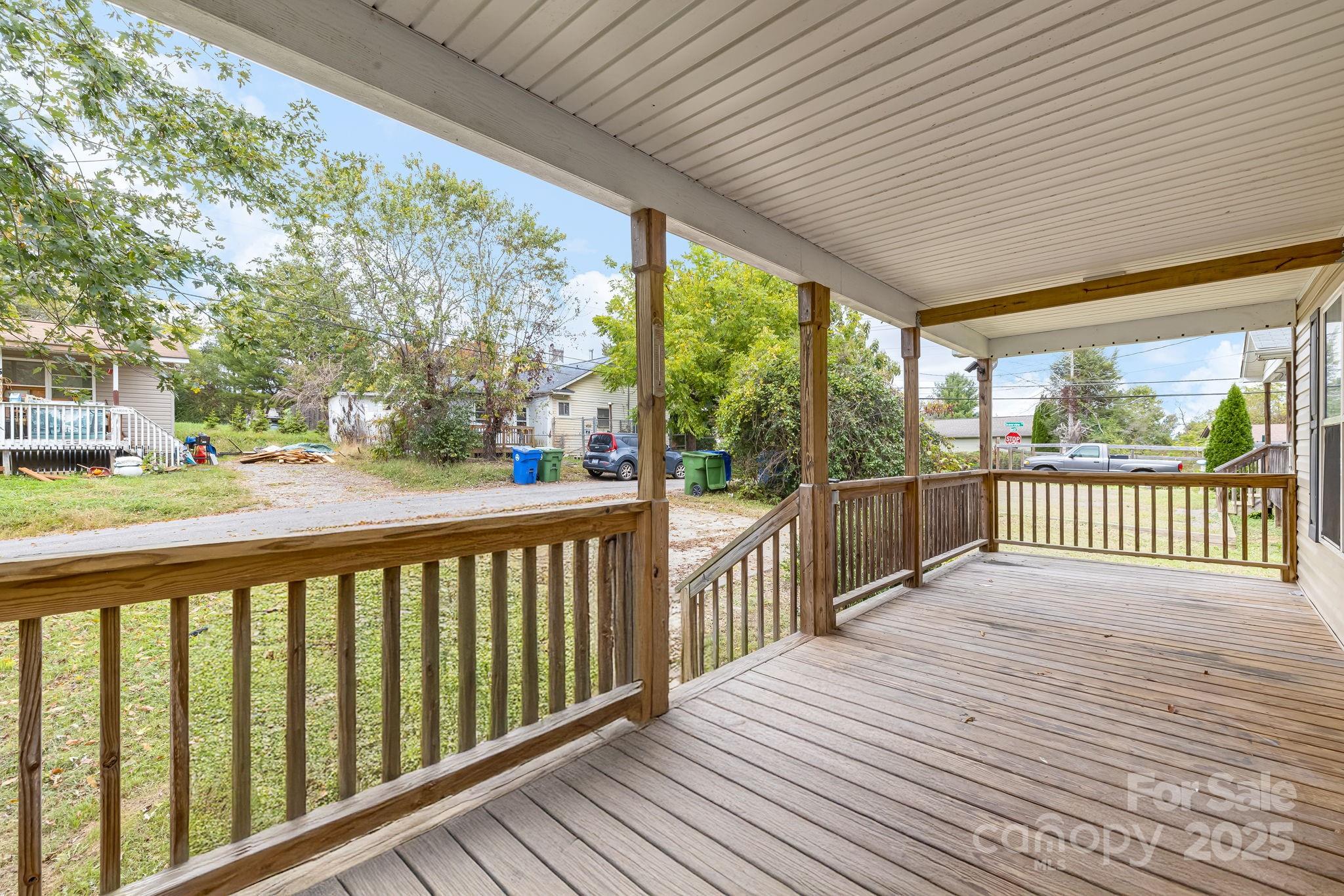 6 Deaver Park Circle Asheville NC 28806