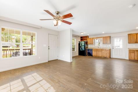 6 Deaver Park Circle Asheville NC 28806