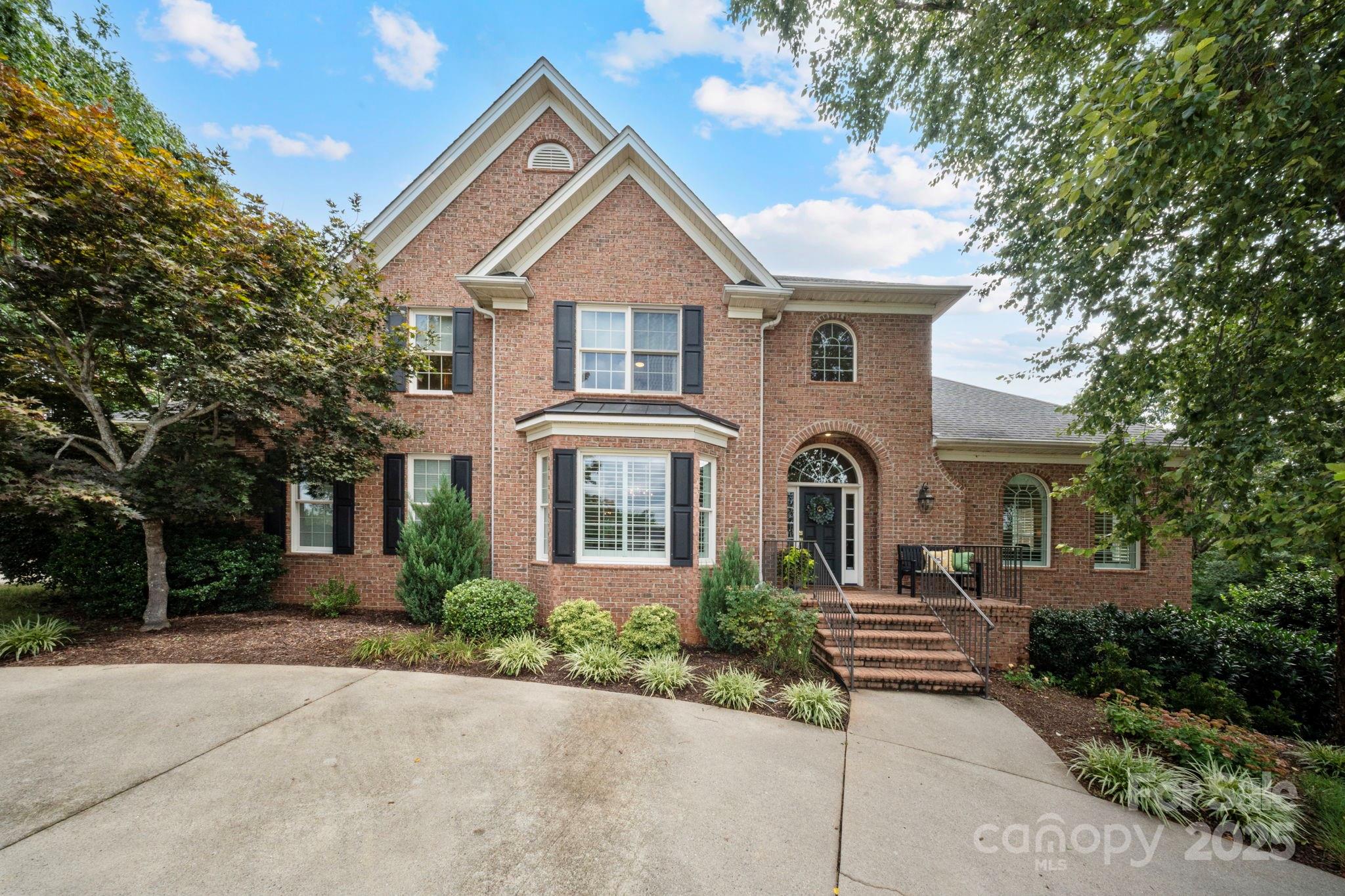 51 Players Ridge Road Hickory NC 28601