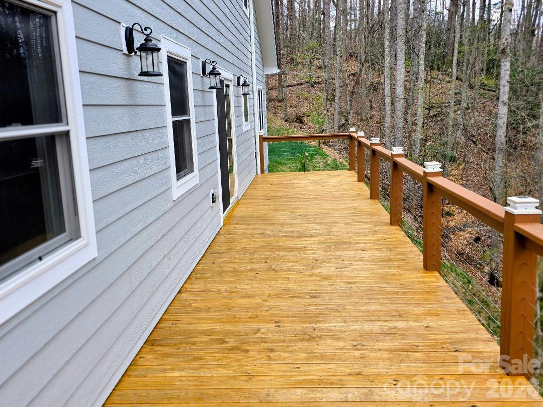 22 Salt Box Haven Burnsville NC 28714
