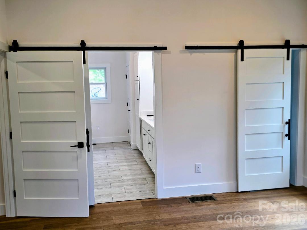 22 Salt Box Haven Burnsville NC 28714