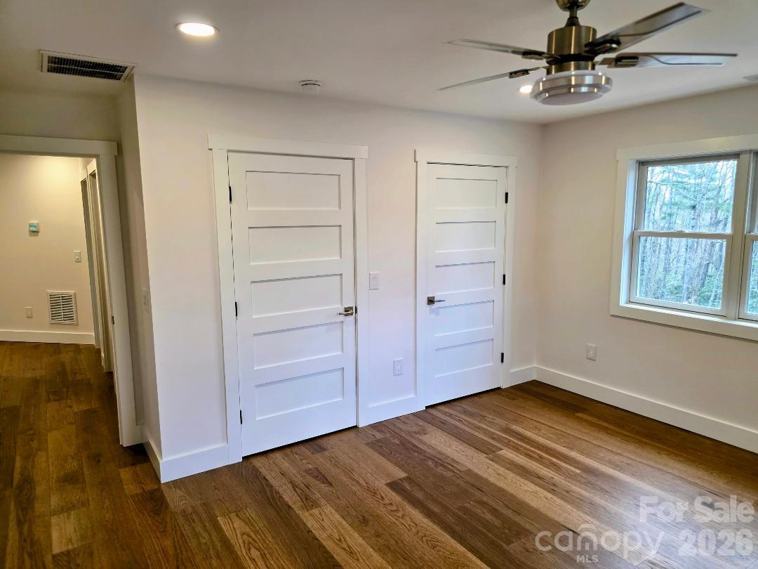 22 Salt Box Haven Burnsville NC 28714