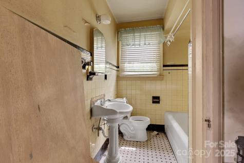 114 S 5th Street Albemarle NC 28001