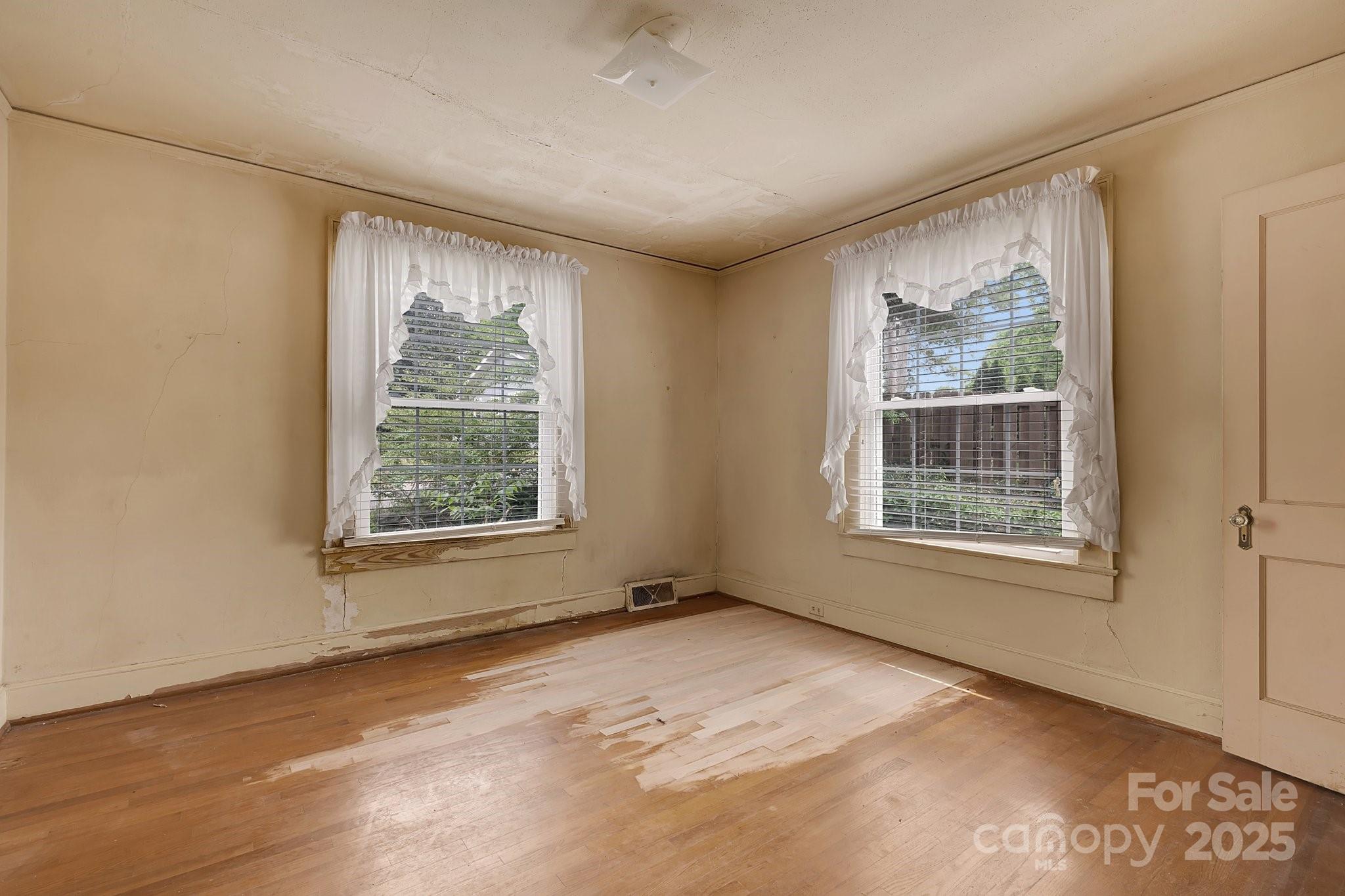 114 S 5th Street Albemarle NC 28001