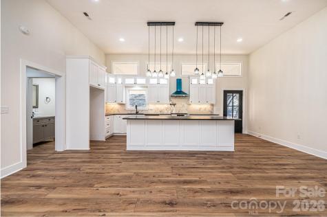 1721 Songbird Court SE Lenoir NC 28645
