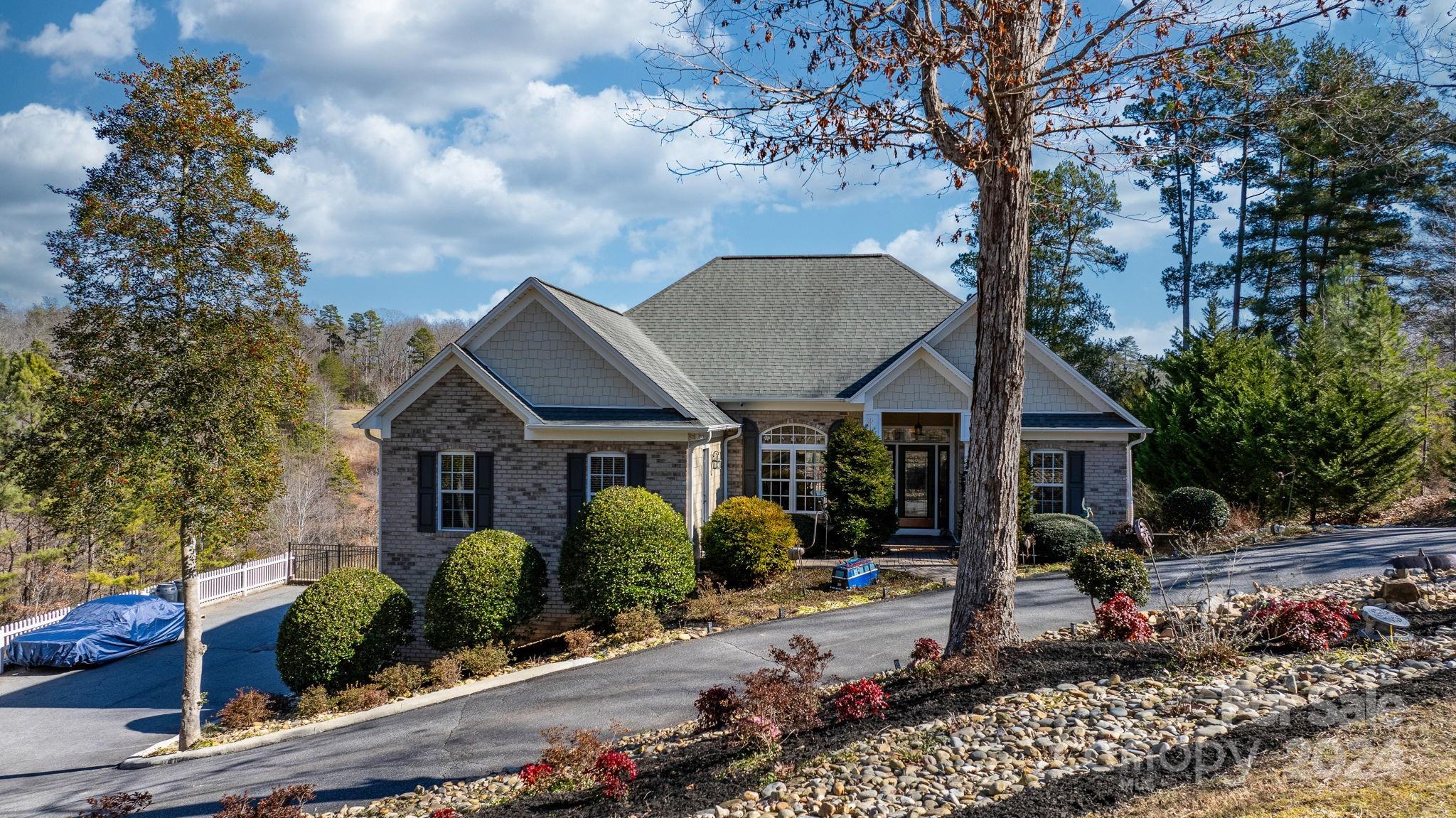 82 Franklin Lane Taylorsville NC 28681