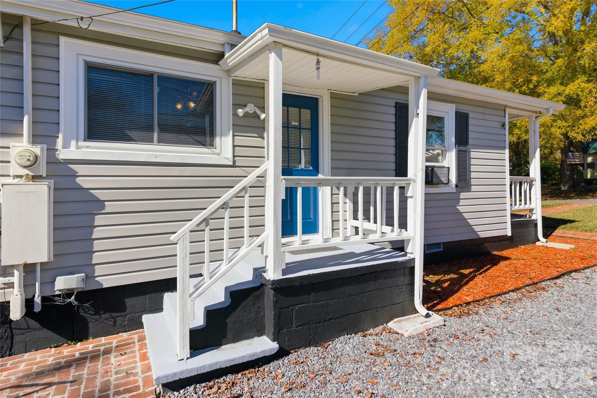 116 E Boston Avenue Bessemer City NC 28016