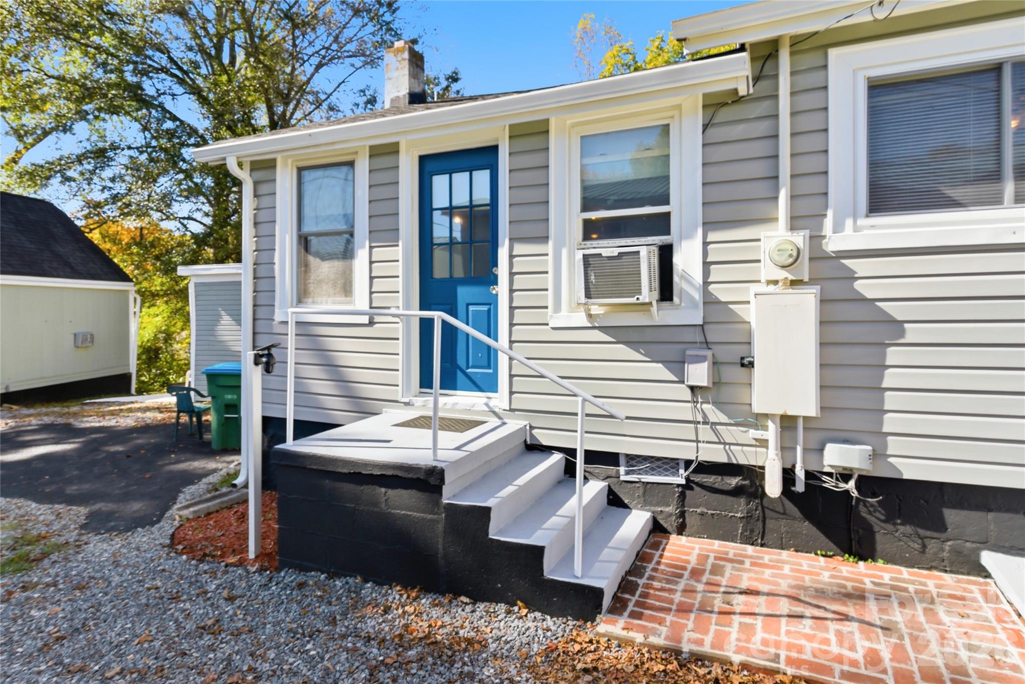 116 E Boston Avenue Bessemer City NC 28016