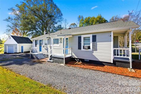116 E Boston Avenue Bessemer City NC 28016