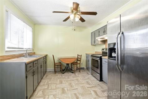 116 E Boston Avenue Bessemer City NC 28016