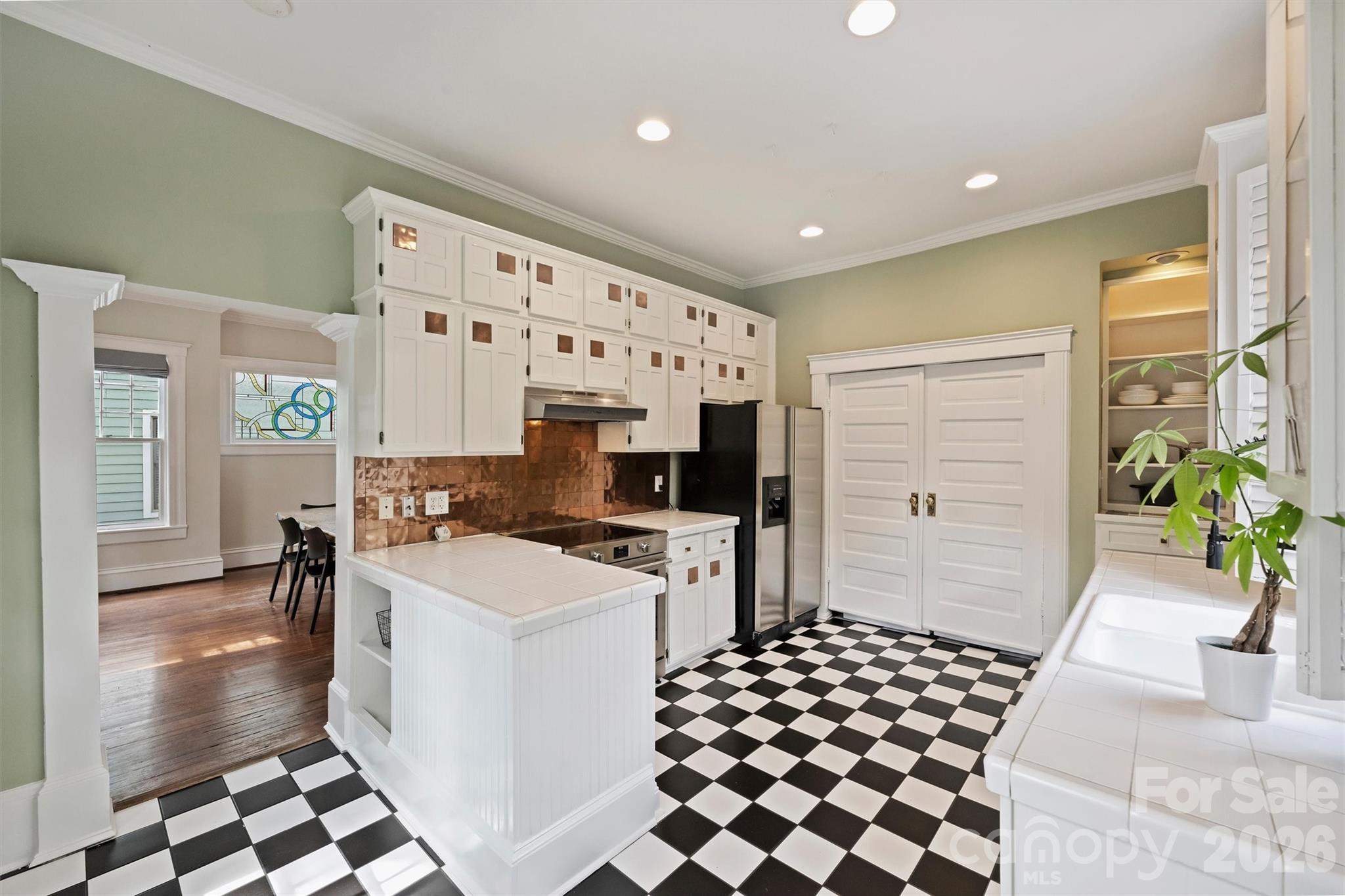 712 Sunnyside Avenue Charlotte NC 28204