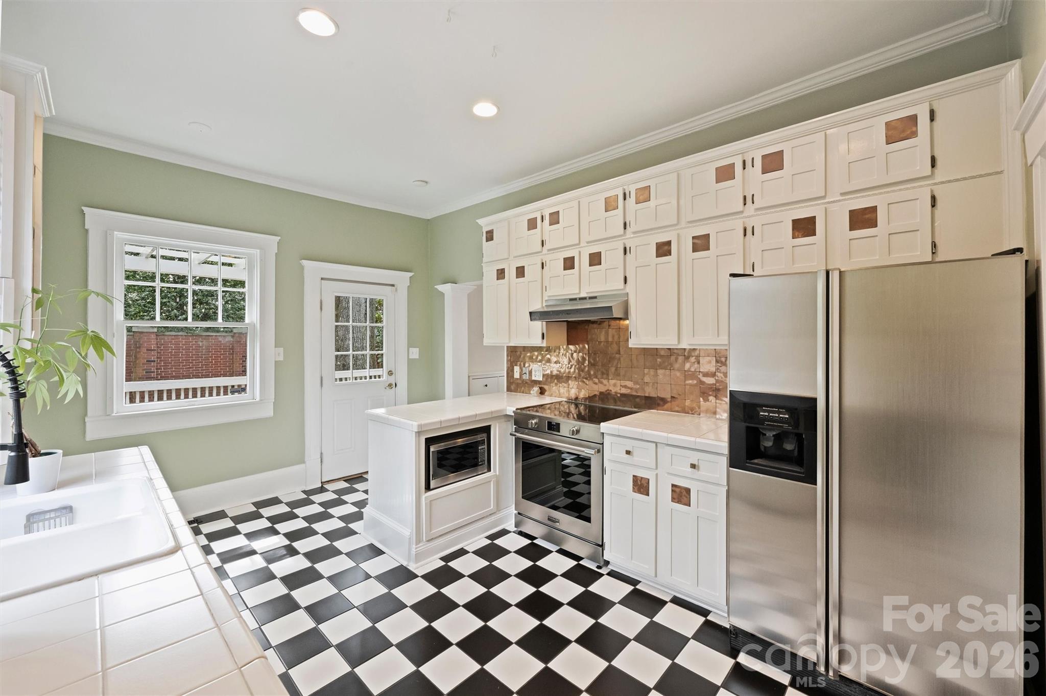 712 Sunnyside Avenue Charlotte NC 28204