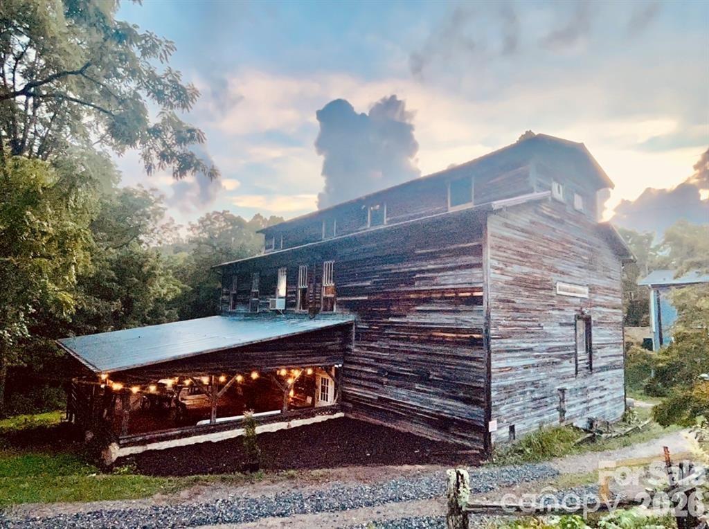 9 & 1 Old Mill Lane Weaverville NC 28787