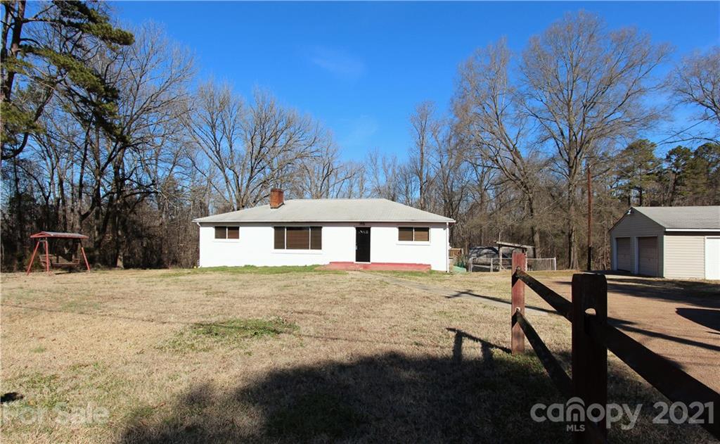 2601 Starnes Road Charlotte NC 28214