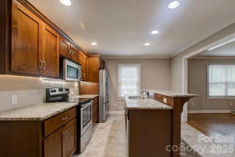 156 Blackmon Circle Kershaw SC 29067