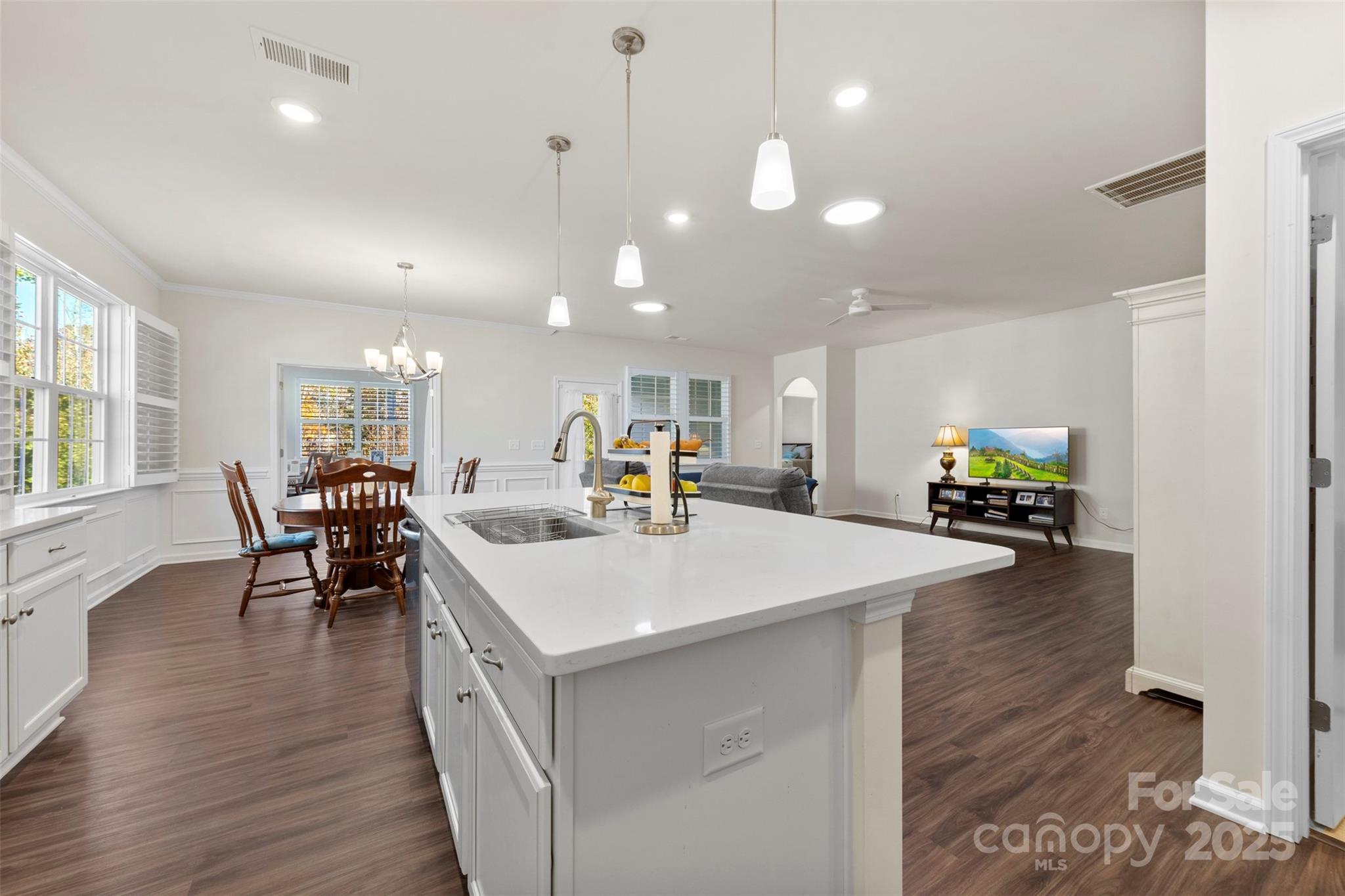 129 Picasso Trail Mount Holly NC 28120