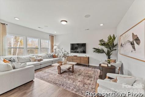 144 Pembroke Way Albemarle NC 28001