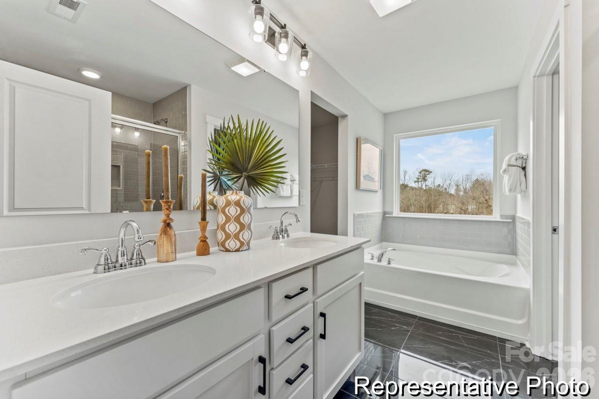 144 Pembroke Way Albemarle NC 28001