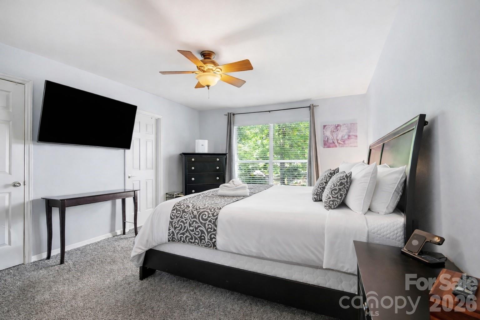 8700 Heather View Court Charlotte NC 28216