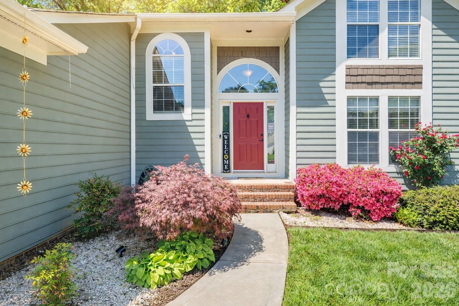 8700 Heather View Court Charlotte NC 28216