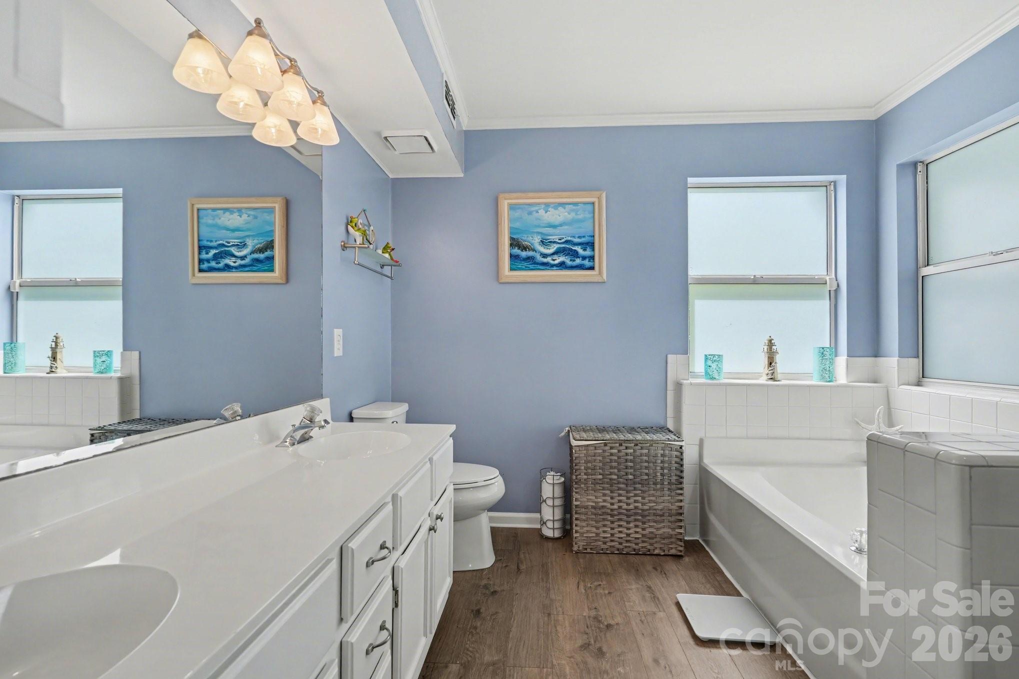 8700 Heather View Court Charlotte NC 28216