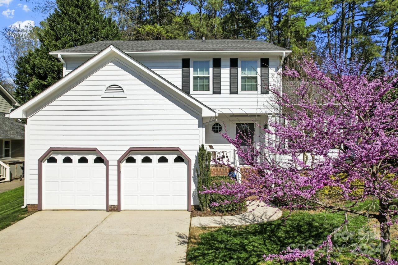 9915 Wolf Creek Trail Charlotte NC 28269