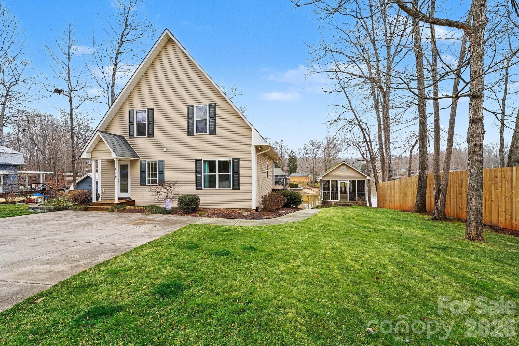 1901 Warf Road Lexington NC 27292