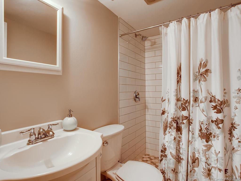 3609 Garden Club Lane Charlotte NC 28210