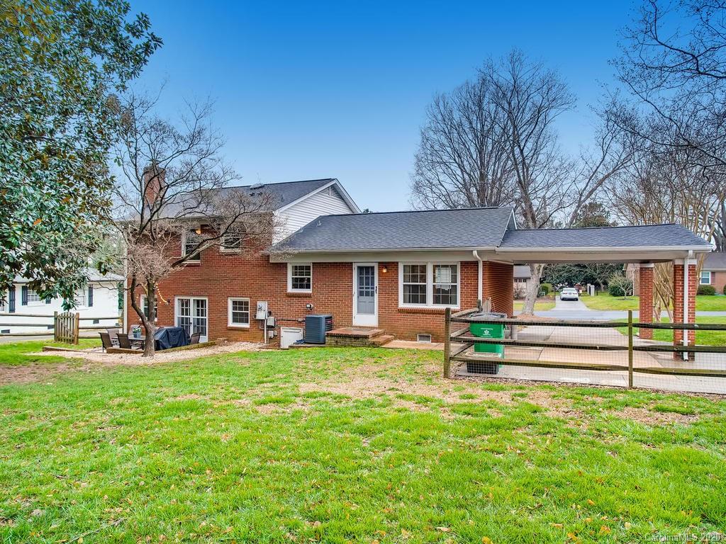 3609 Garden Club Lane Charlotte NC 28210