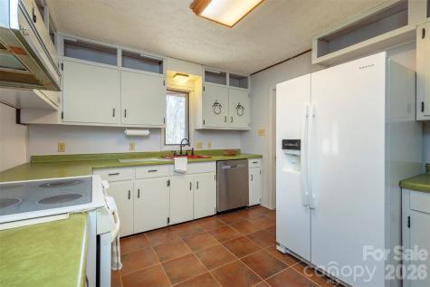 118 Richard Lane Black Mountain NC 28711