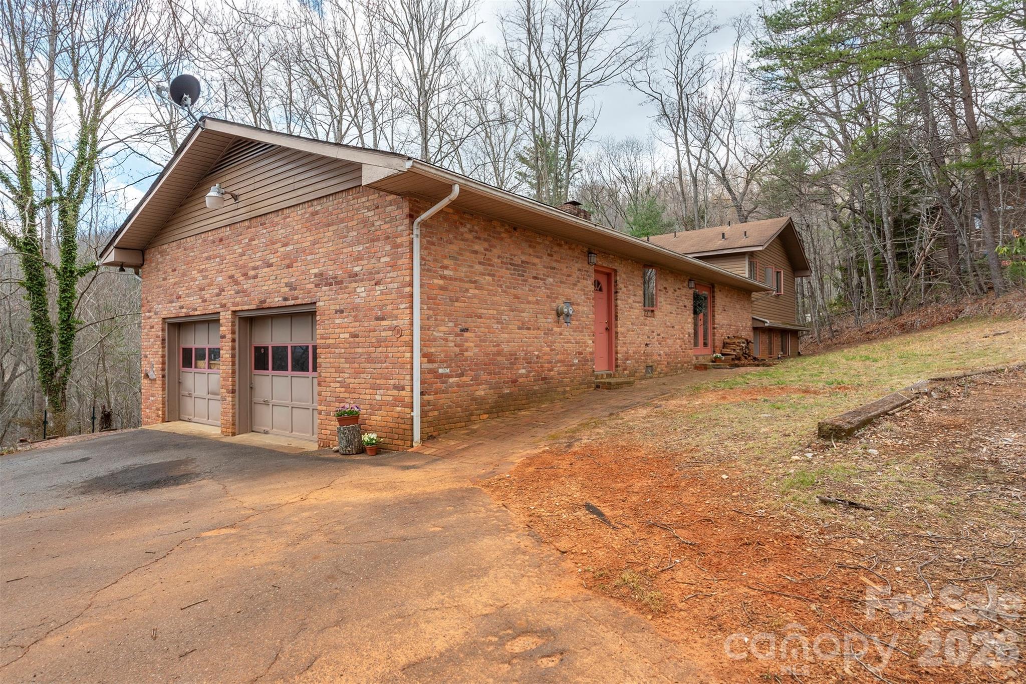 118 Richard Lane Black Mountain NC 28711