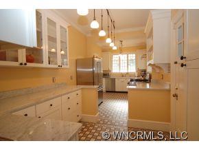 21 Lakeview Road Asheville NC 28804